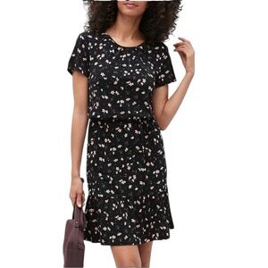 BANANA REPUBLIC Petite Flounce Hem Fit and Flare Floral Black Dress Size X-Small